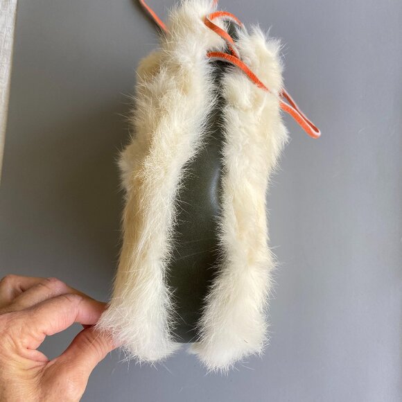 Handmade Genuine Rabbit Fur Drawstring Bucket Bag - Picture 5 of 14